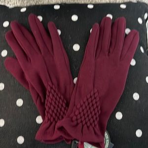 Adrienne Vittadini burgundy colored Gloves one size new